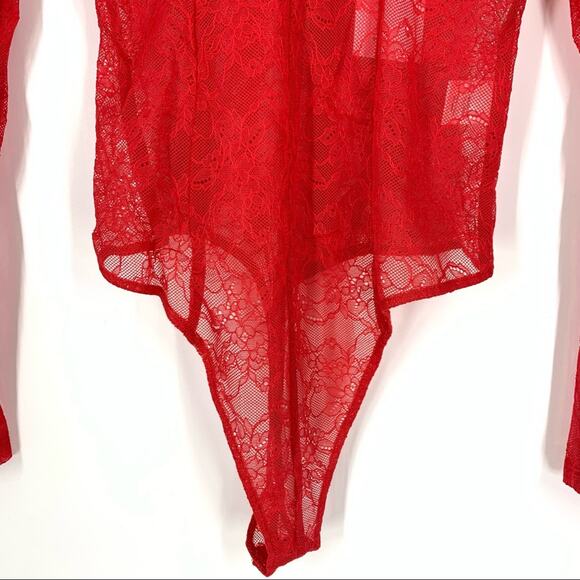 Lovers + Friends Pearson Bodysuit Cherry Red Lace Women’s XS NEW - Picture 3 of 12
